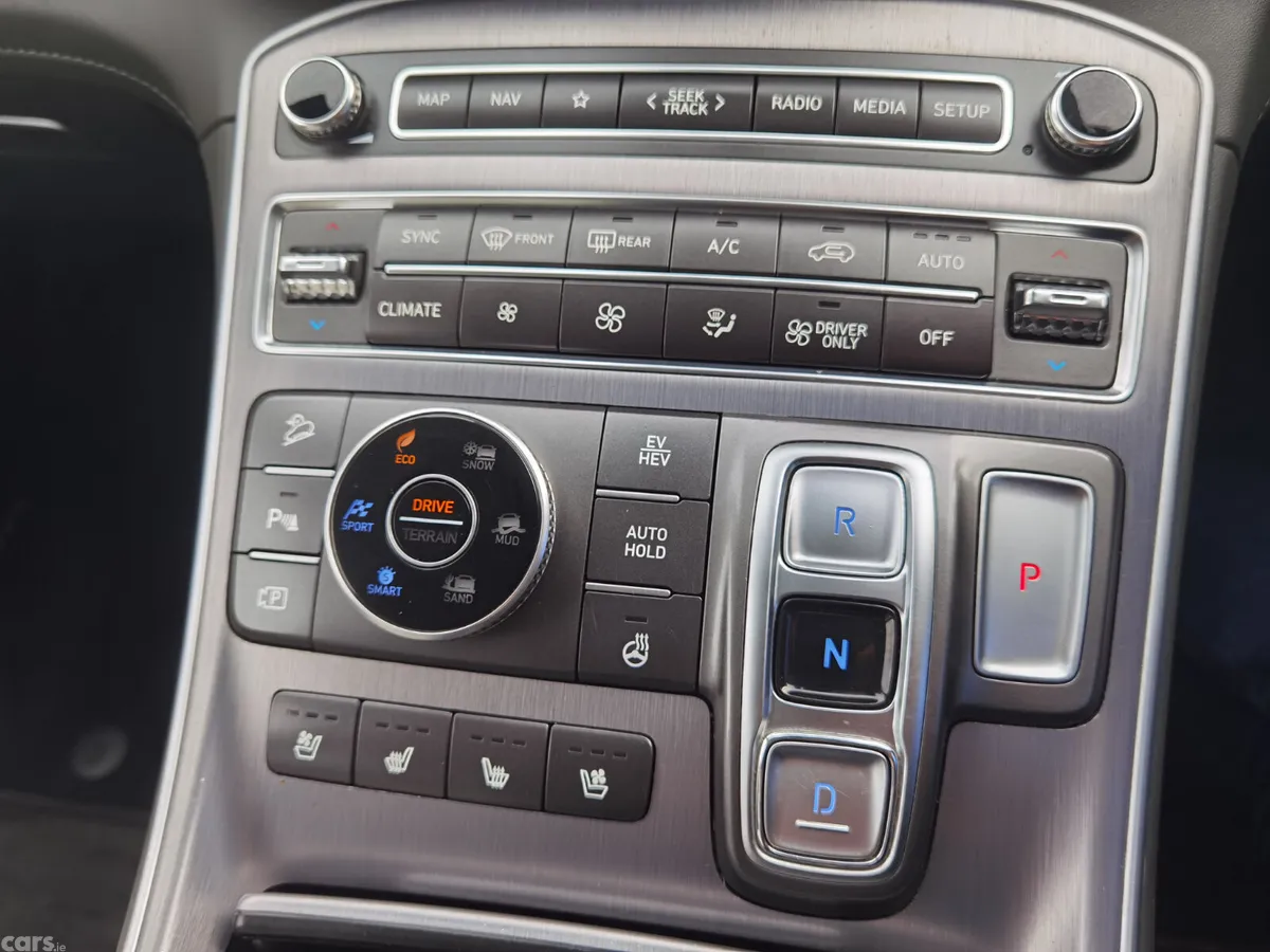 Hyundai Santa Fe SUV, Petrol Plug-in Hybrid, 2023, Black