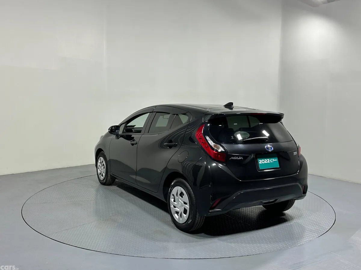 Toyota Aqua Hatchback, Petrol Hybrid, 2022, Black