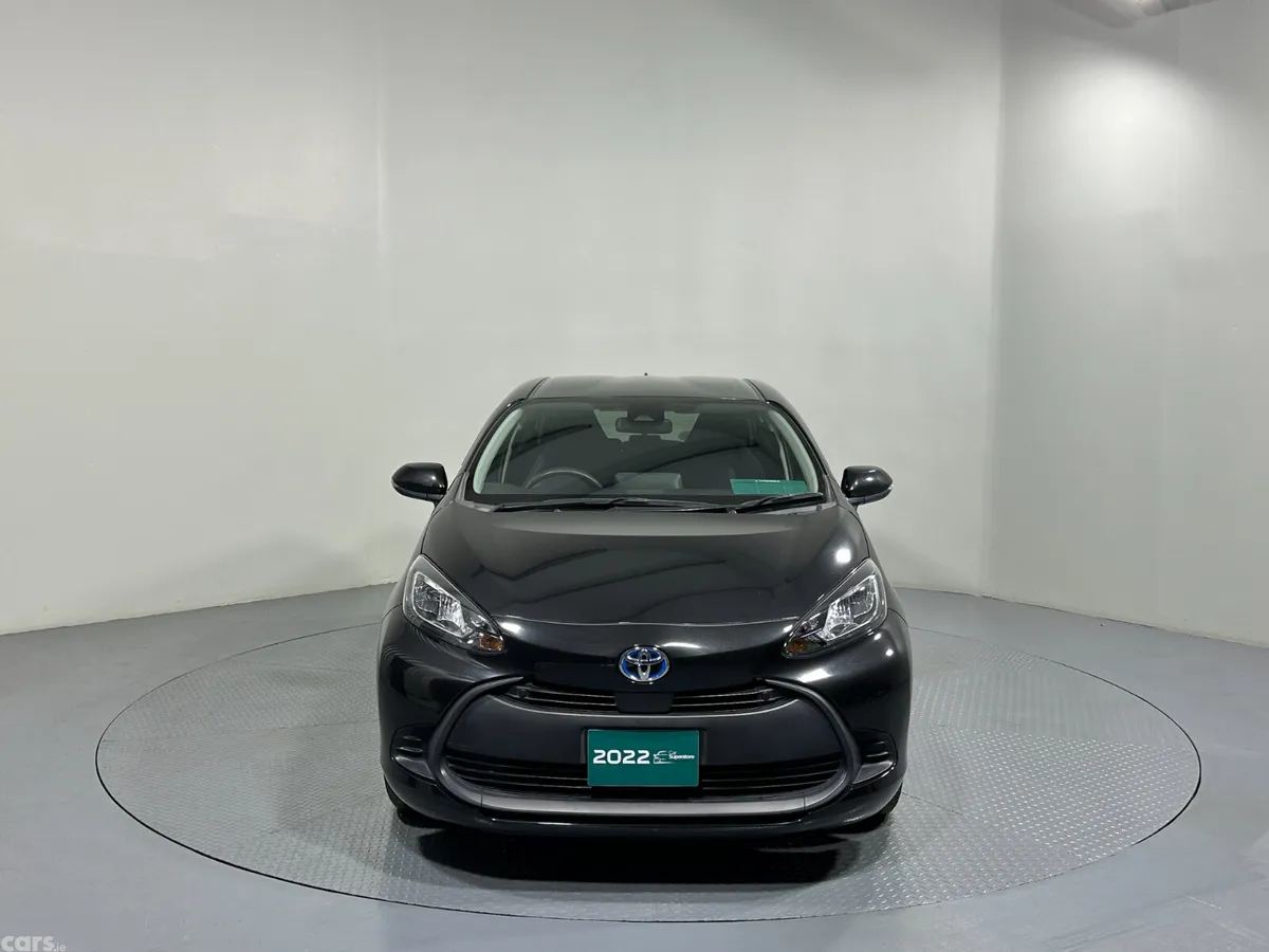 Toyota Aqua Hatchback, Petrol Hybrid, 2022, Black