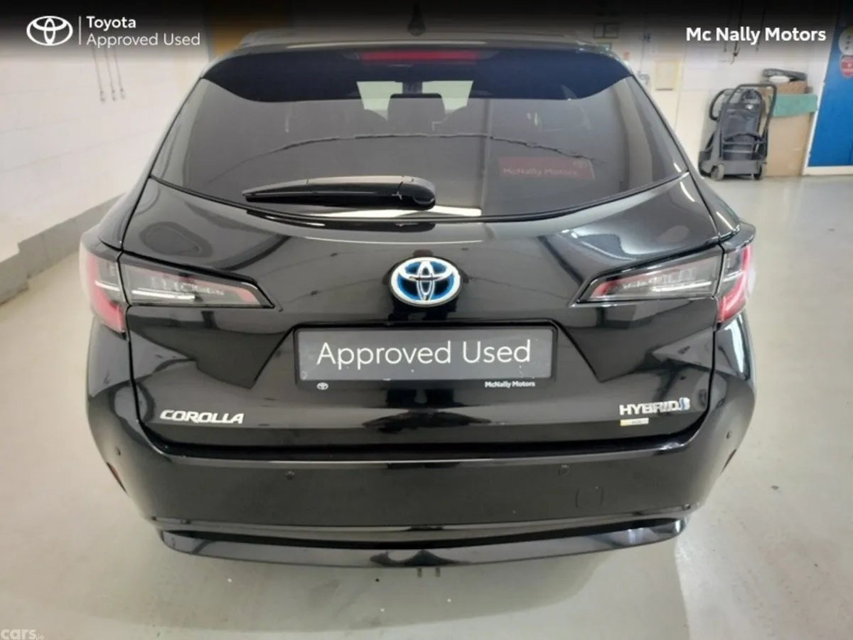 Toyota Corolla Estate, Petrol Hybrid, 2023, Black