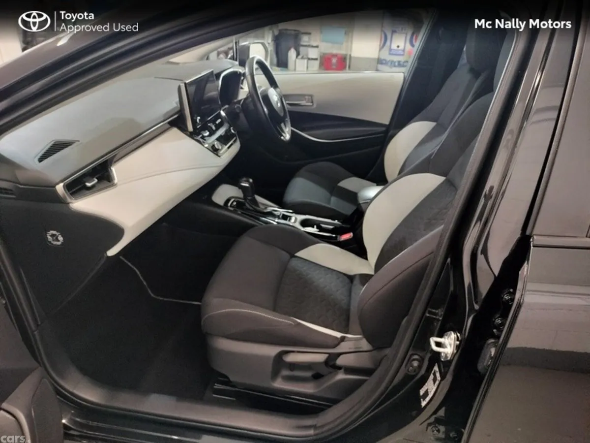 Toyota Corolla Estate, Petrol Hybrid, 2023, Black