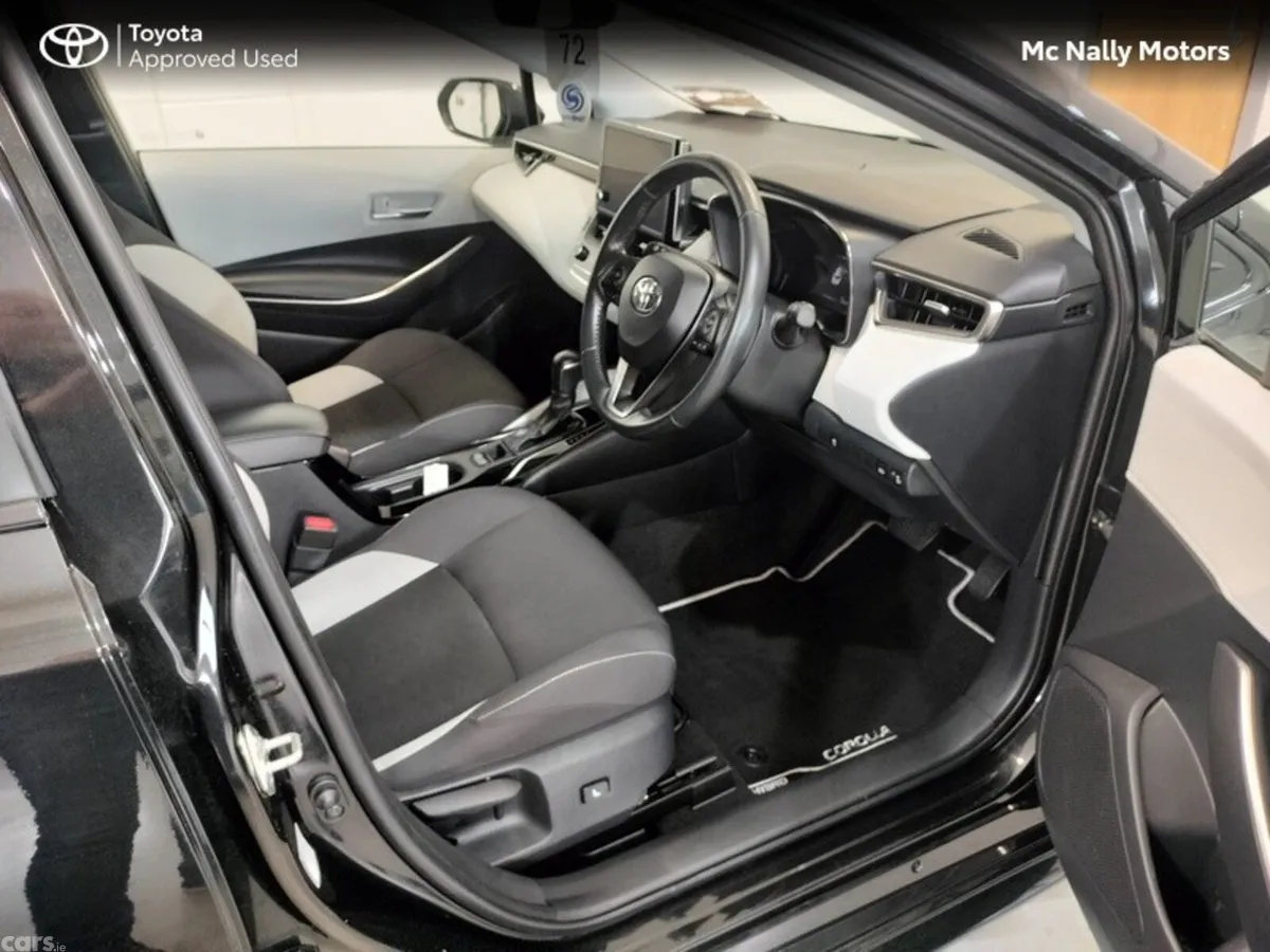 Toyota Corolla Estate, Petrol Hybrid, 2023, Black