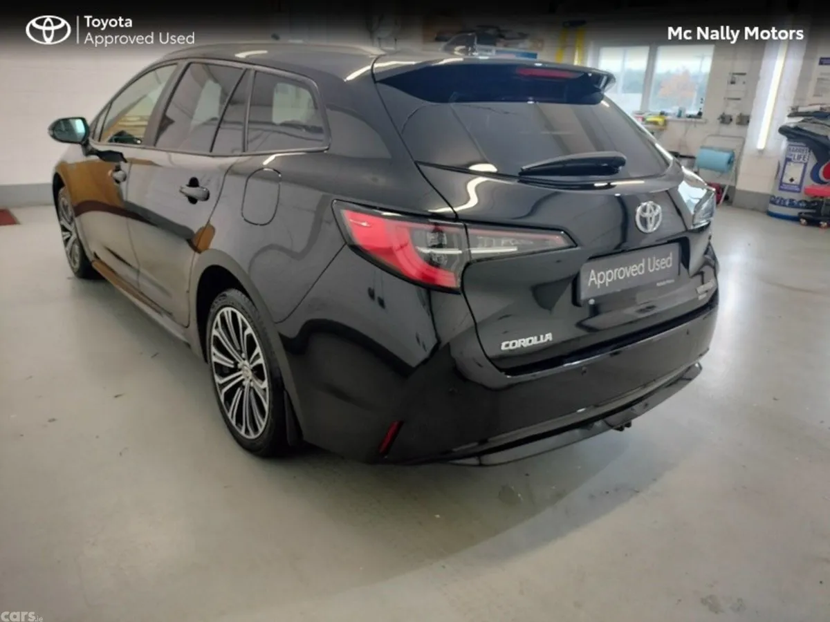 Toyota Corolla Estate, Petrol Hybrid, 2023, Black