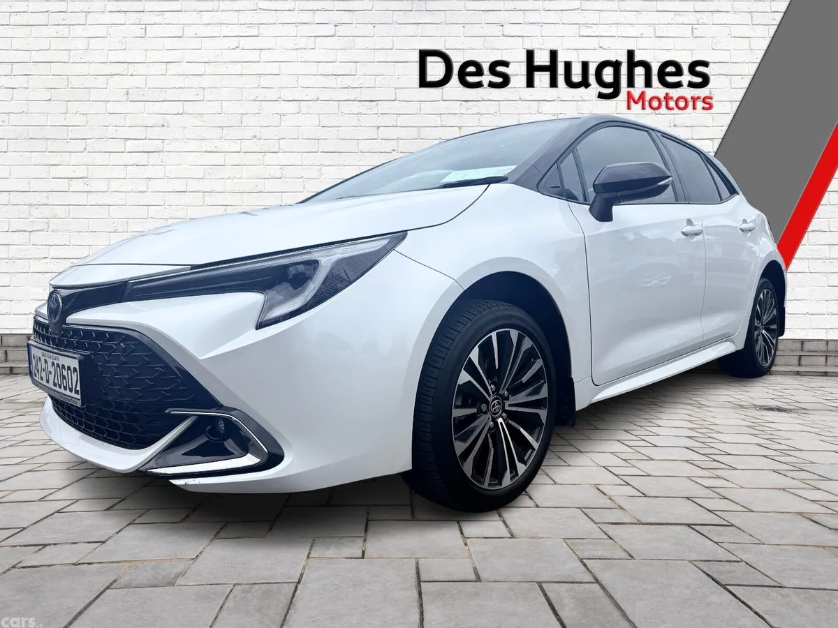 Toyota Corolla Hatchback, Petrol Hybrid, 2024, White