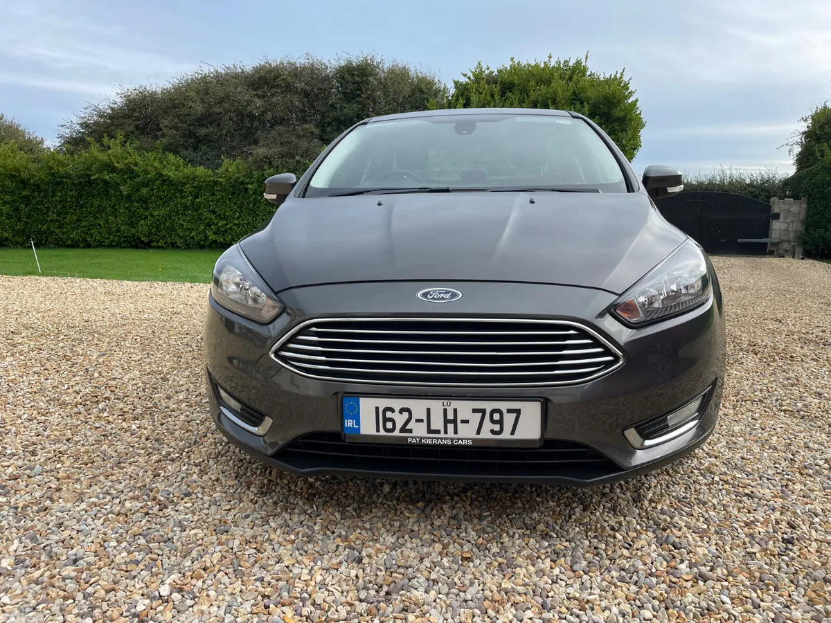 Ford Focus Saloon, Diesel, 2016, Grey