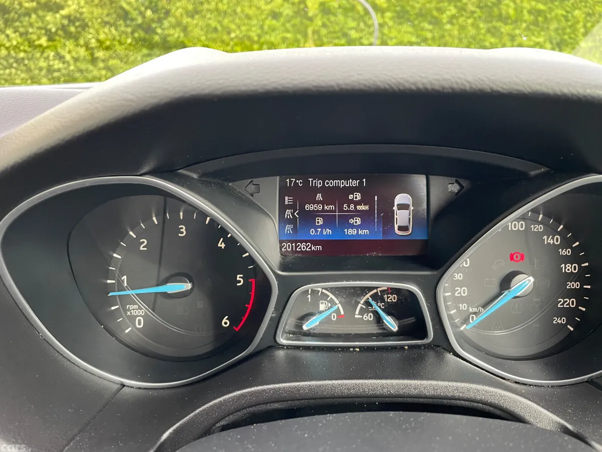 Ford Focus Saloon, Diesel, 2016, Grey