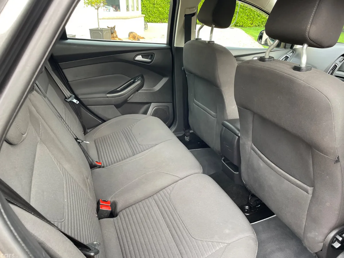 Ford Focus Saloon, Diesel, 2016, Grey