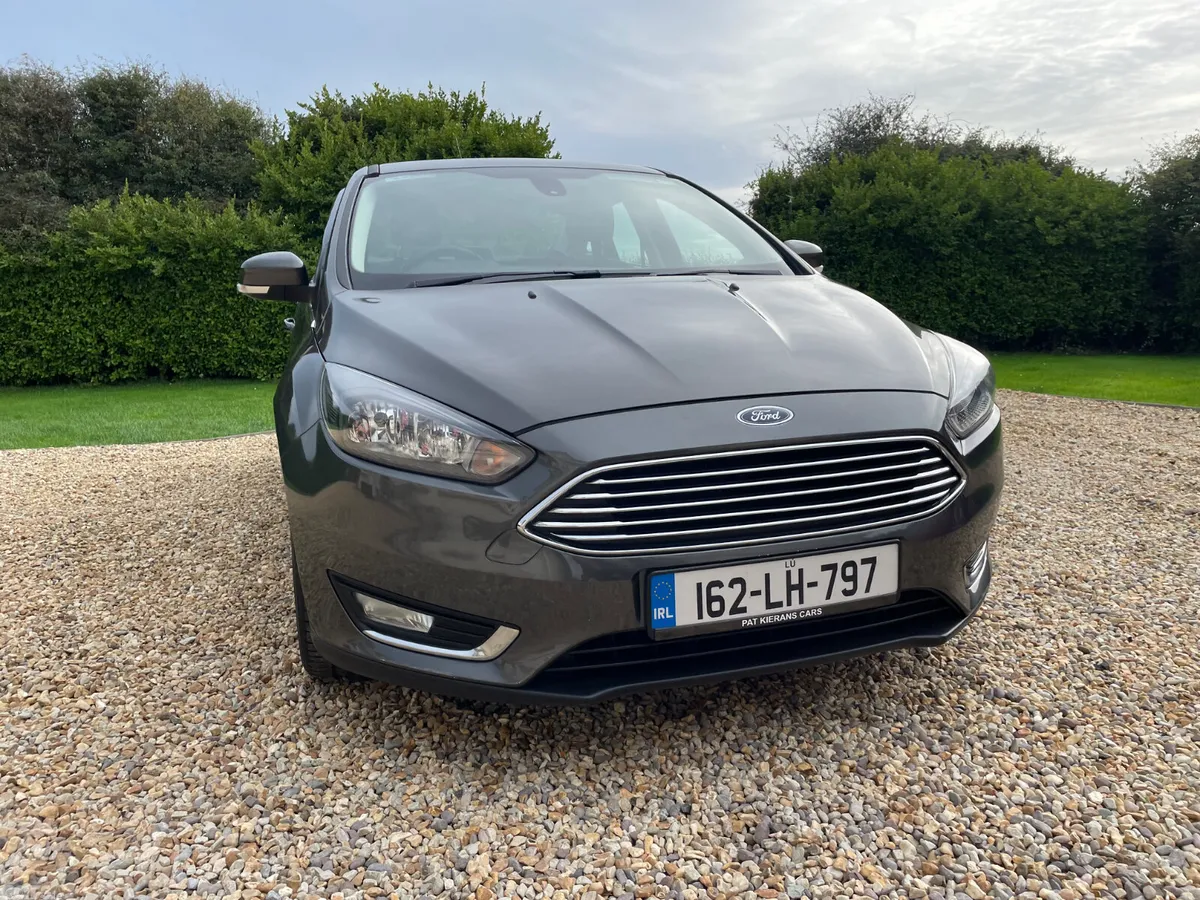 Ford Focus Saloon, Diesel, 2016, Grey