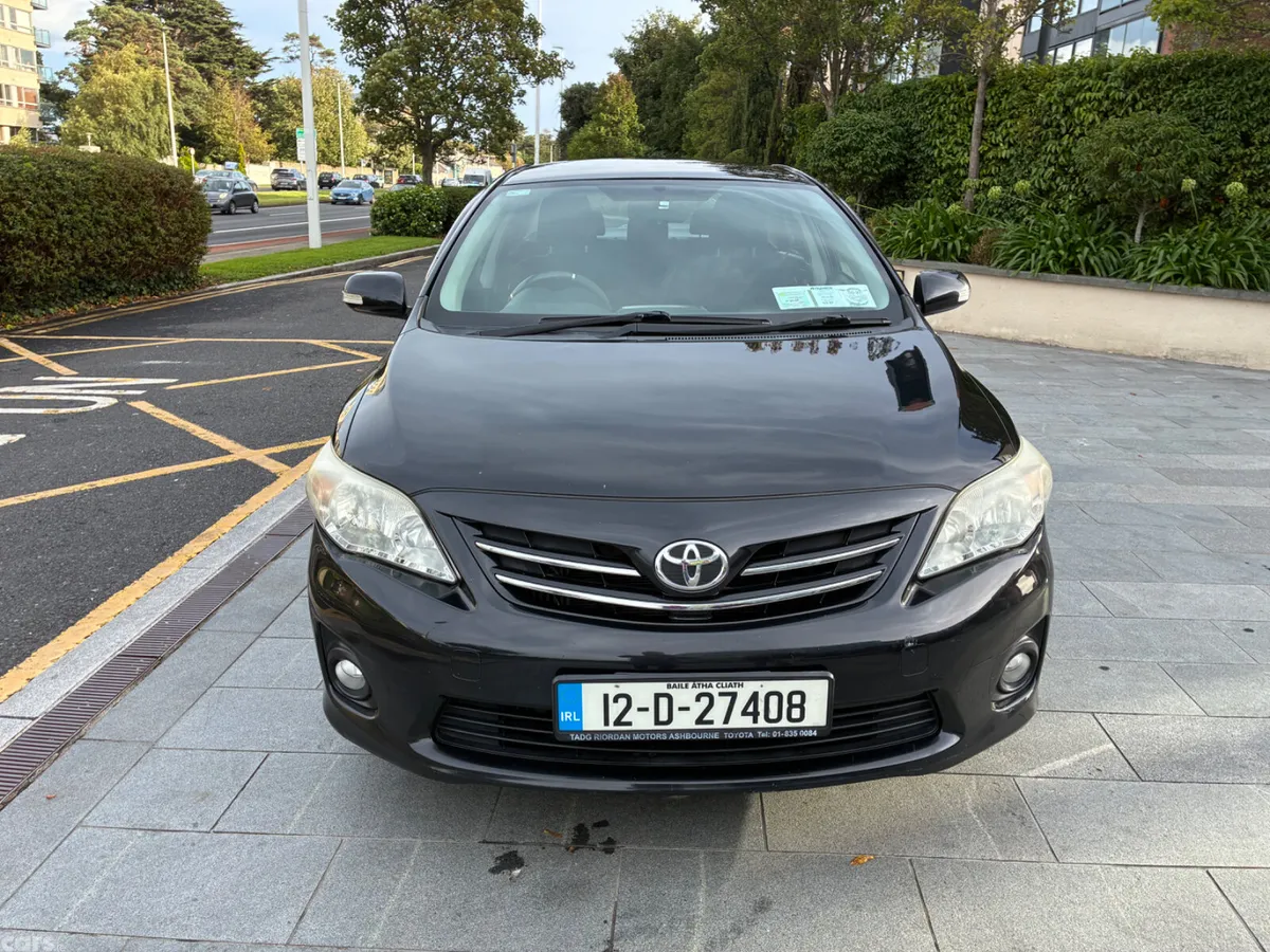 Toyota Corolla Saloon, Diesel, 2012, Black