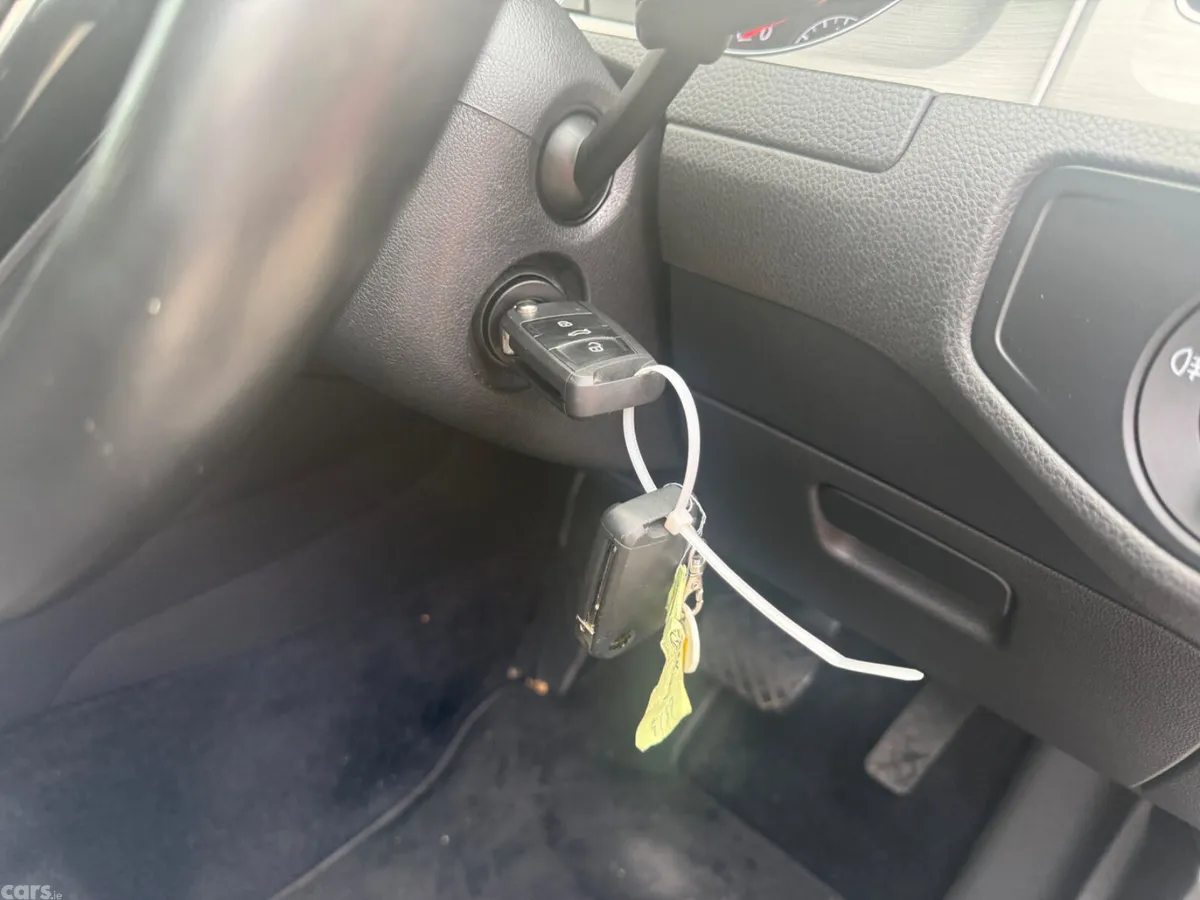 Volkswagen Golf Hatchback, Petrol, 2016, Silver