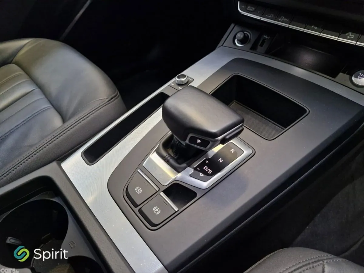 Audi Q5 SUV, Petrol Plug-in Hybrid, 2021, Navy