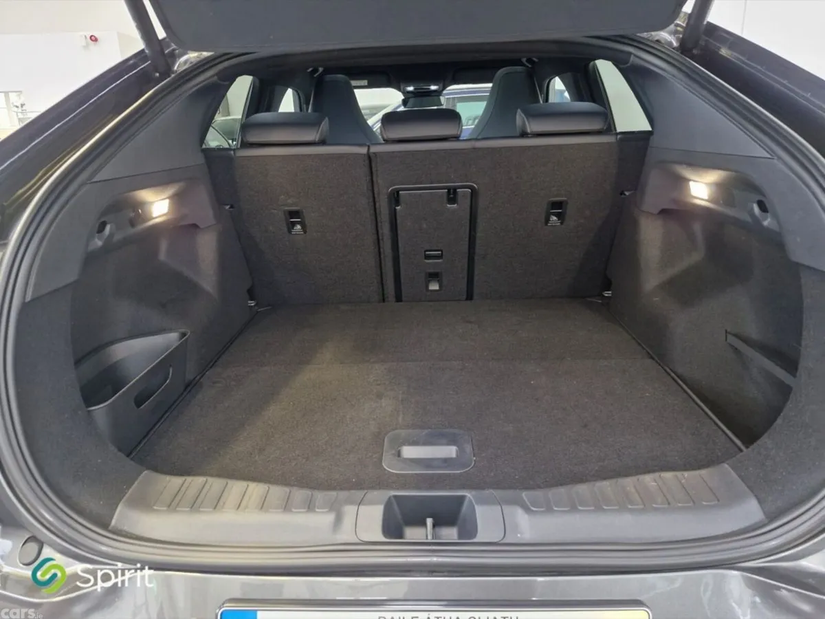 Ford Capri SUV, Electric, 2025, Grey