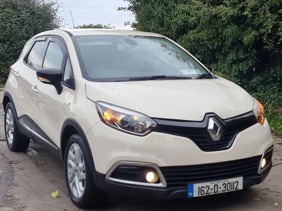 Renault Captur Hatchback, Diesel, 2016, Beige