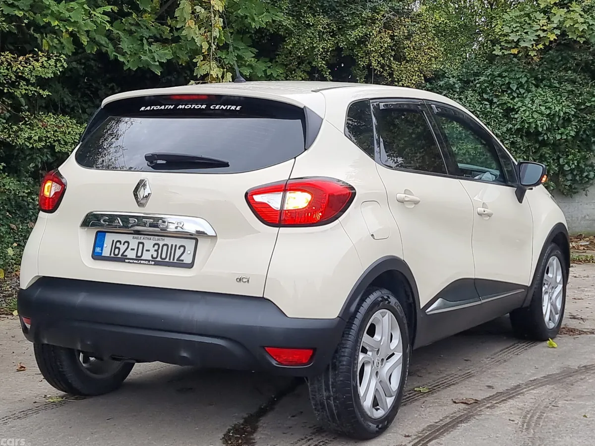 Renault Captur Hatchback, Diesel, 2016, Beige