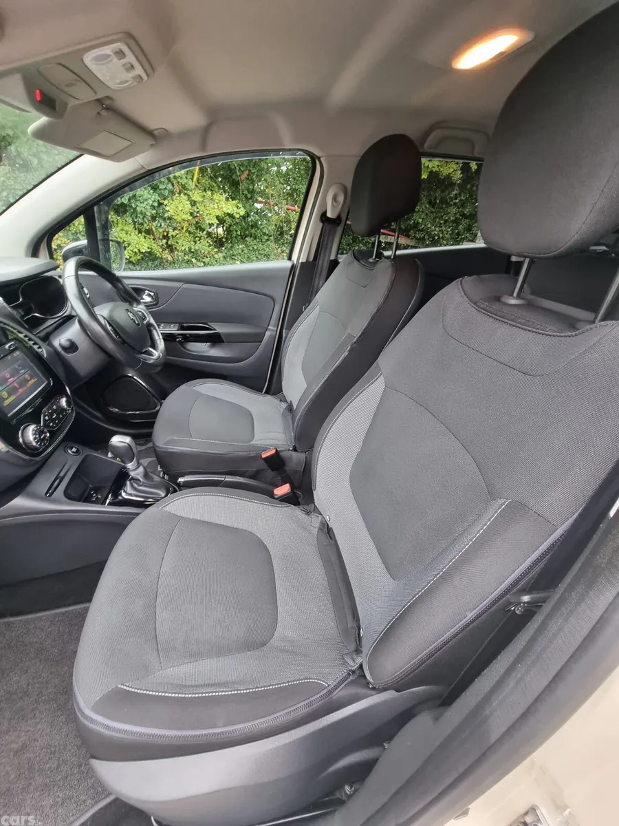 Renault Captur Hatchback, Diesel, 2016, Beige