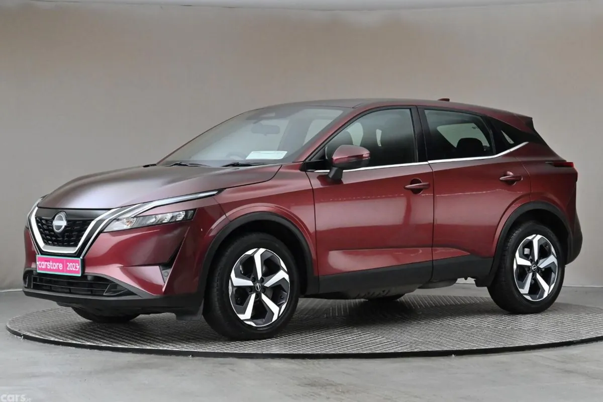 Nissan Qashqai SUV, Petrol, 2023, Purple