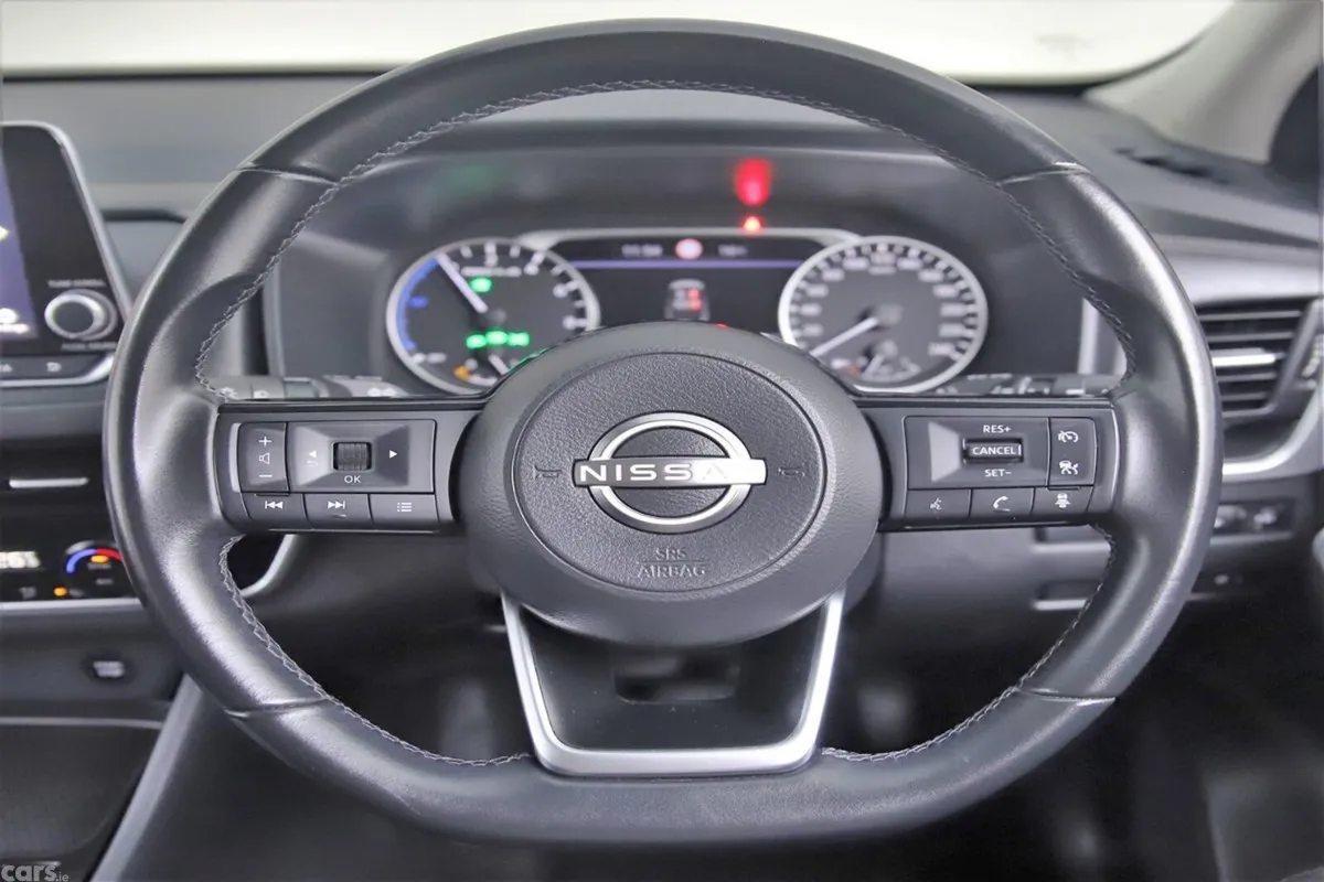 Nissan Qashqai SUV, Petrol, 2023, Purple