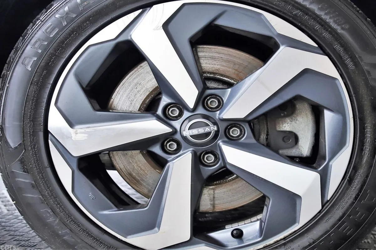 Nissan Qashqai SUV, Petrol, 2023, Purple