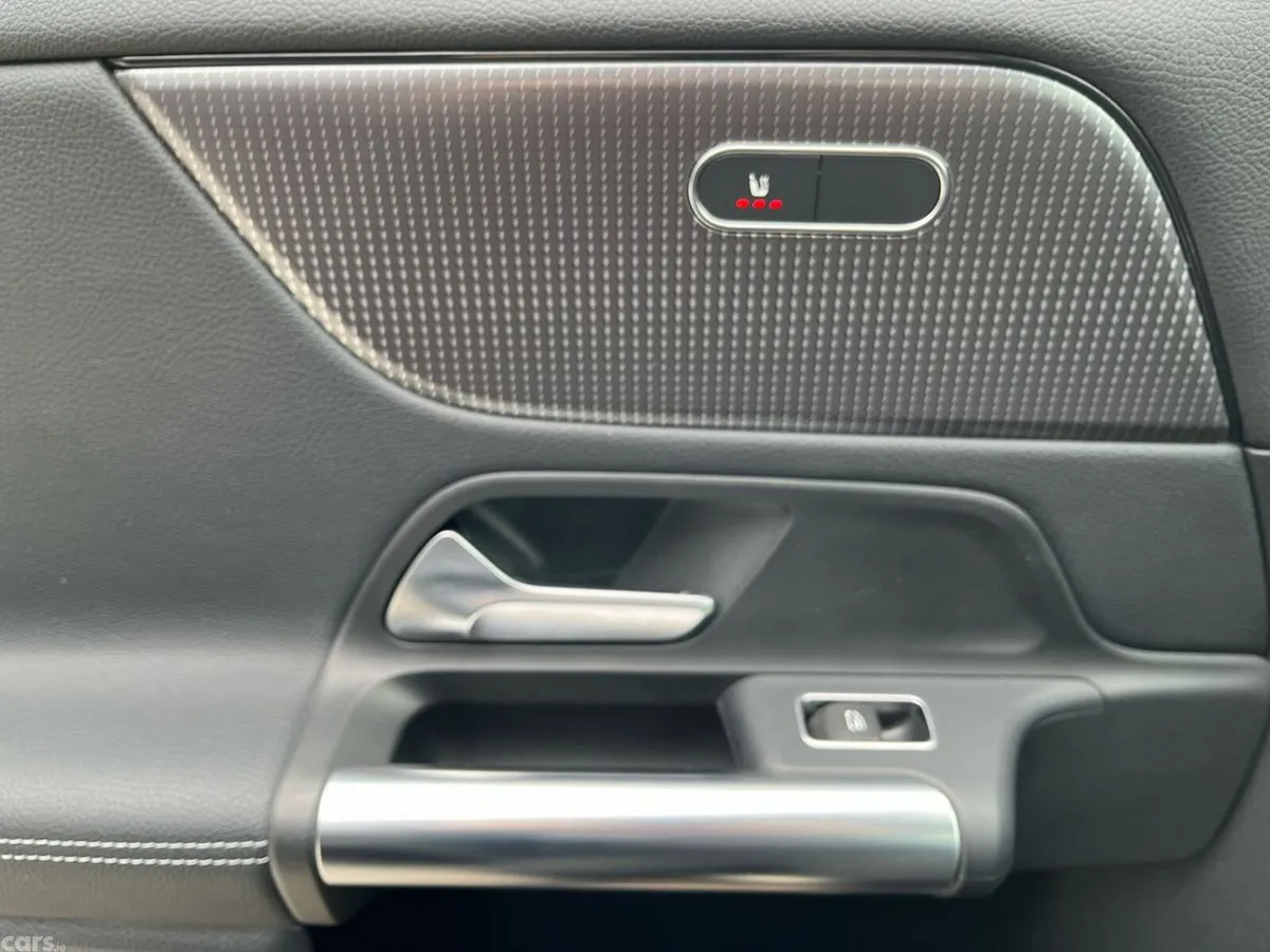 Mercedes-Benz GLA SUV, Petrol, 2022, Black
