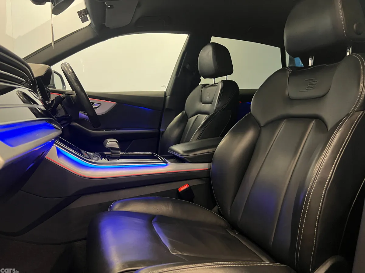 Audi Q8 Hatchback, Diesel, 2019, Grey
