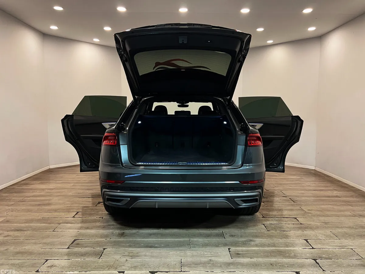 Audi Q8 Hatchback, Diesel, 2019, Grey