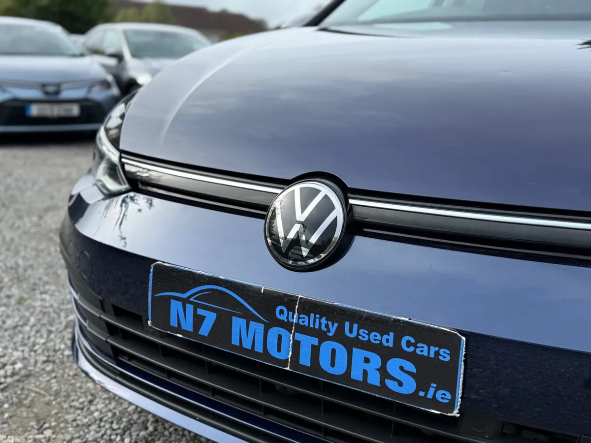 Volkswagen Golf Hatchback, Petrol, 2021, Blue