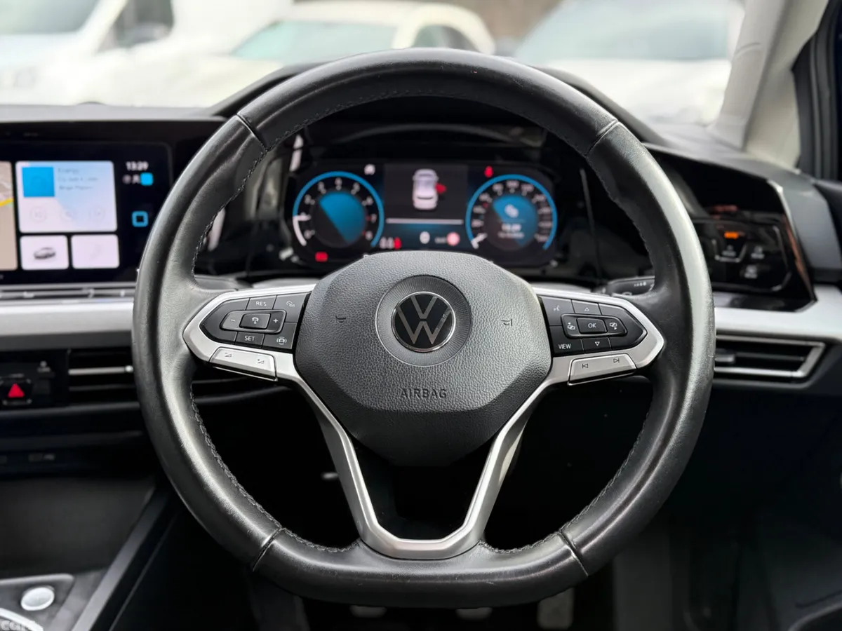Volkswagen Golf Hatchback, Petrol, 2021, Blue
