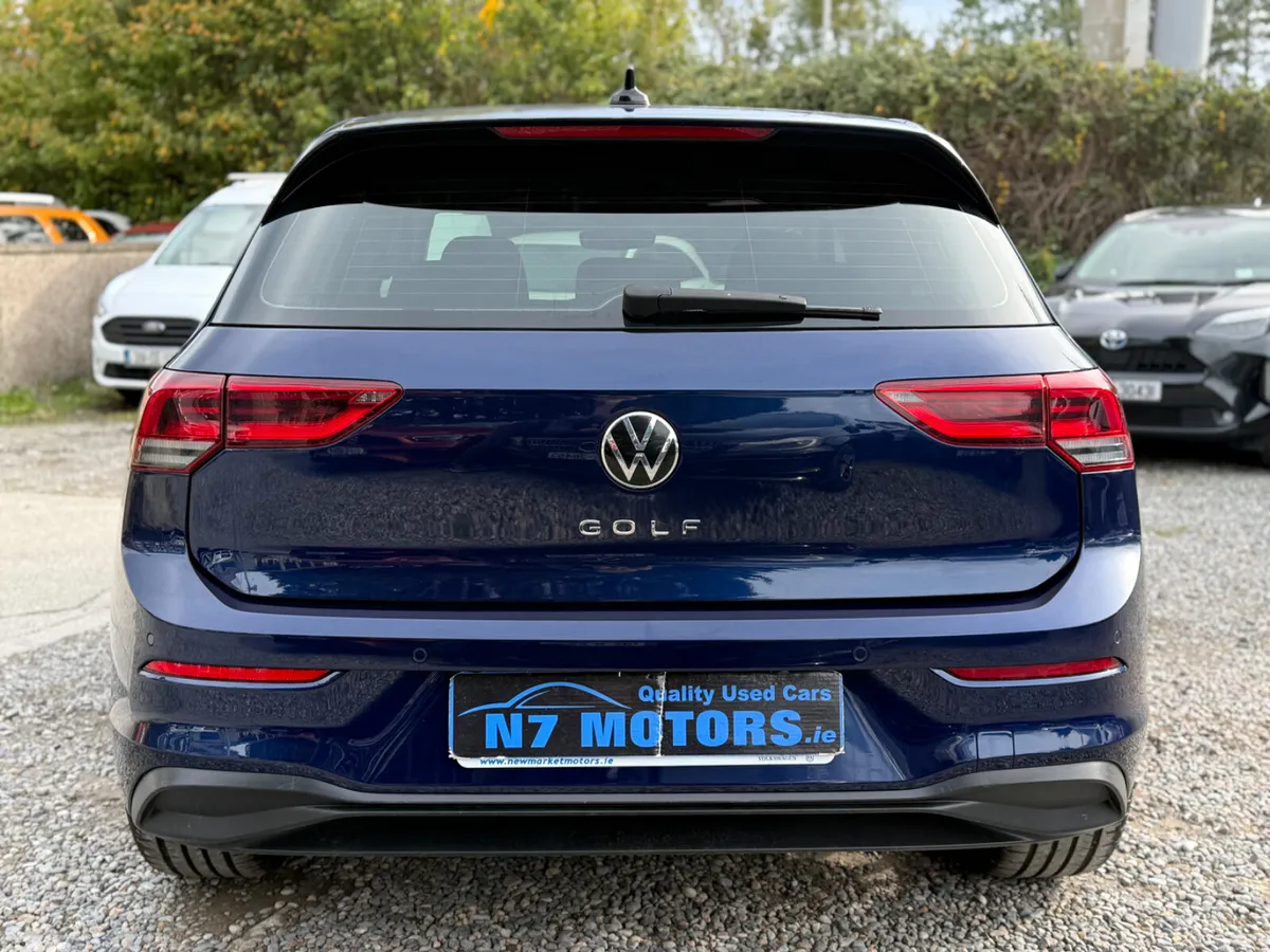 Volkswagen Golf Hatchback, Petrol, 2021, Blue