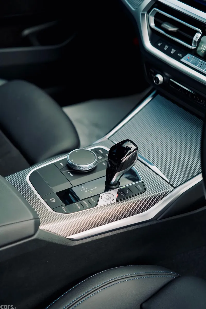 BMW 3-Series Saloon, Diesel, 2022, Blue