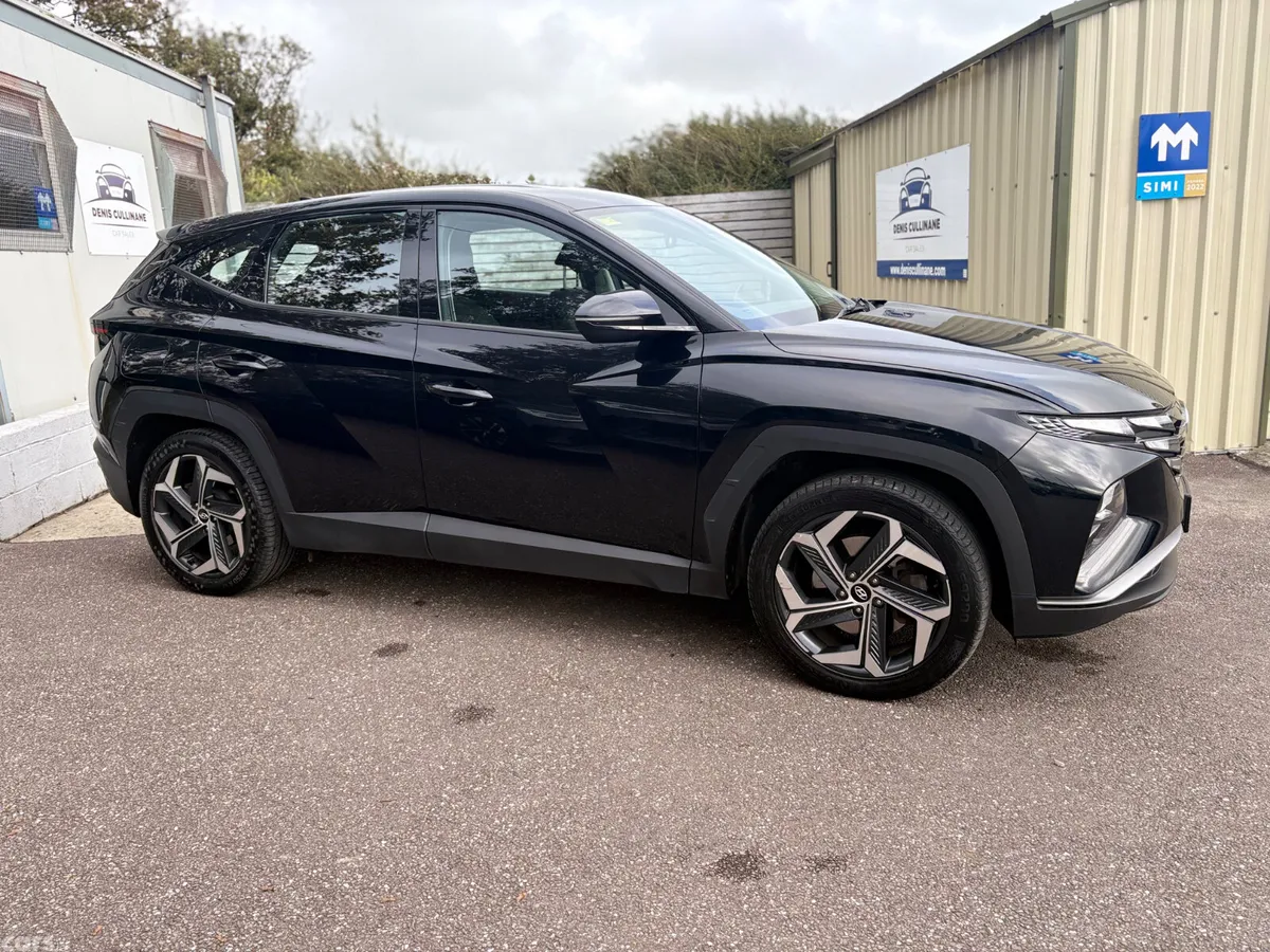 Hyundai Tucson SUV, Petrol Plug-in Hybrid, 2022, Black