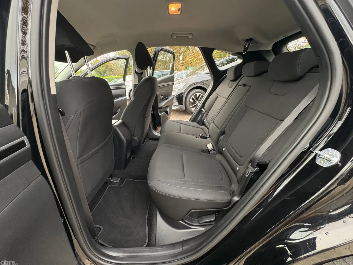 Hyundai Tucson SUV, Petrol Plug-in Hybrid, 2022, Black