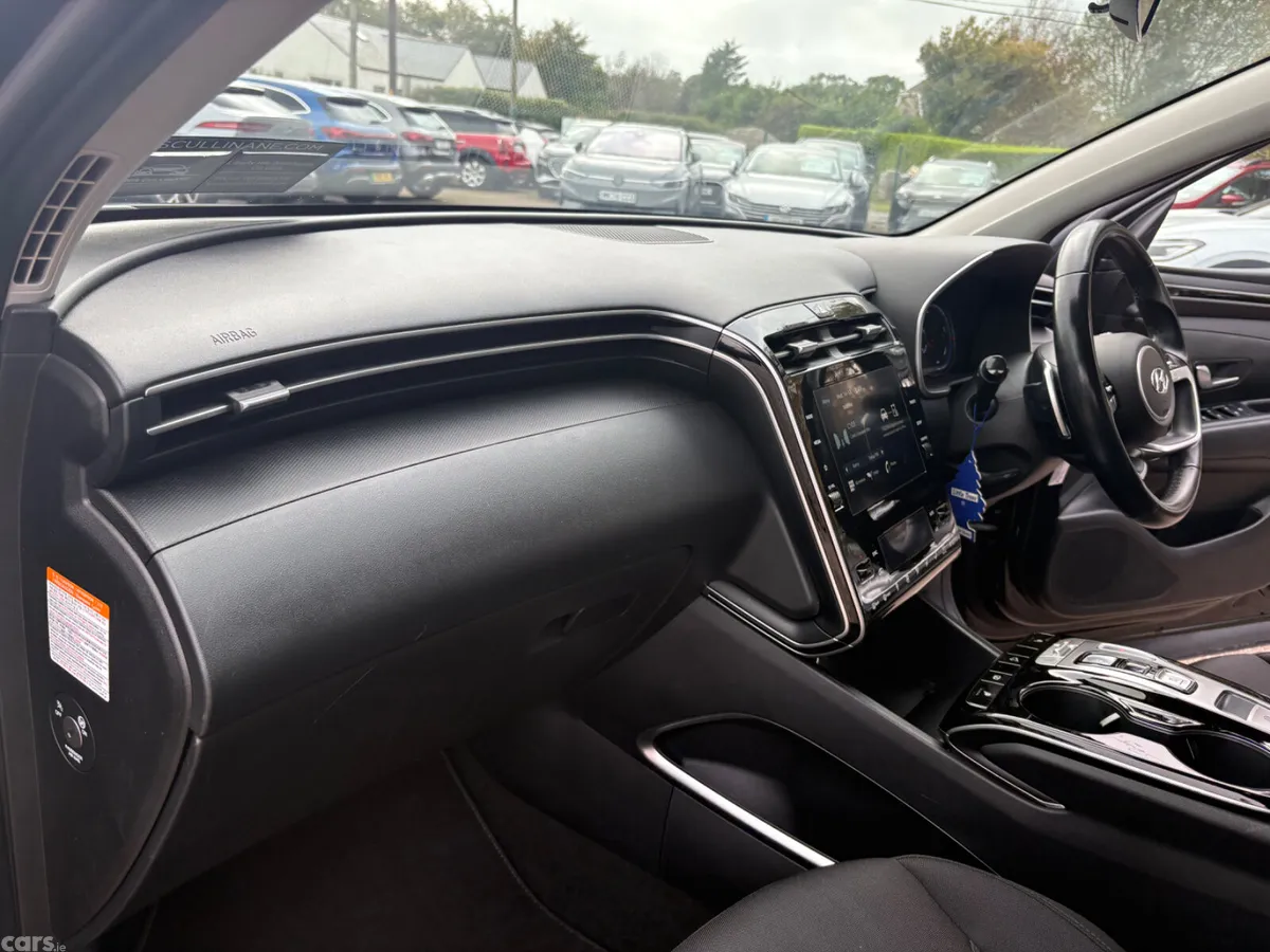 Hyundai Tucson SUV, Petrol Plug-in Hybrid, 2022, Black