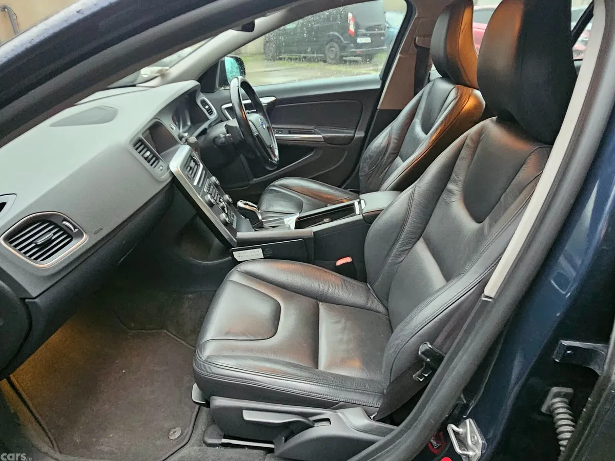 Volvo V60 Estate, Diesel, 2013, Blue