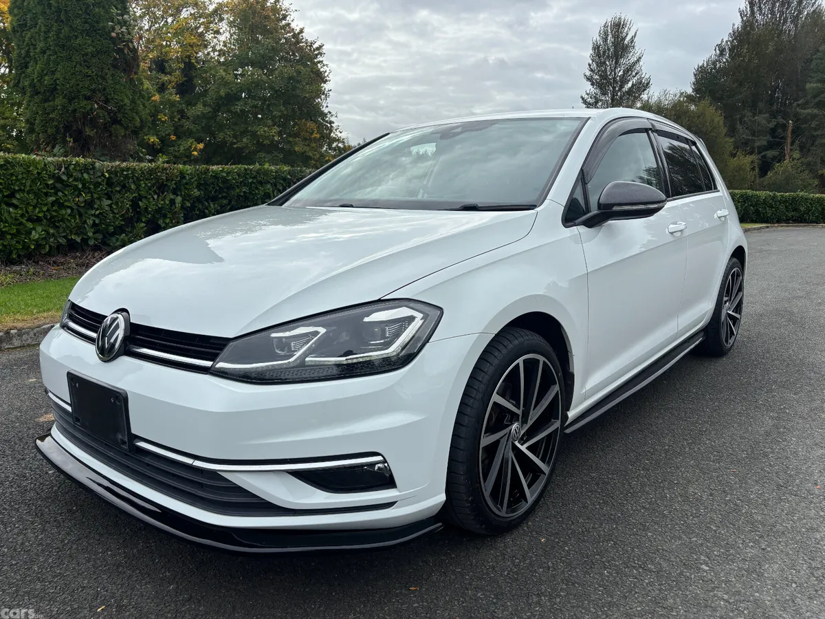 Volkswagen Golf Hatchback, Petrol, 2017, White