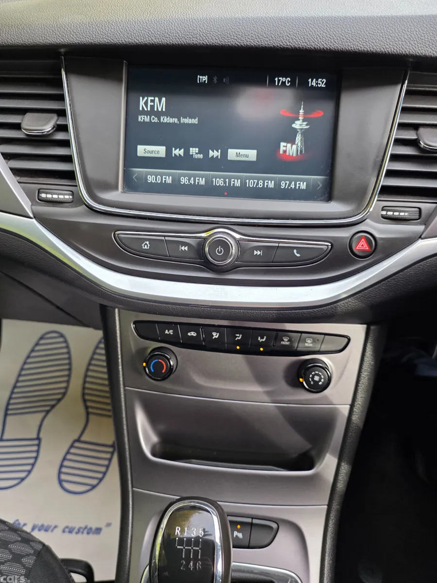Opel Astra Hatchback, Diesel, 2017, White