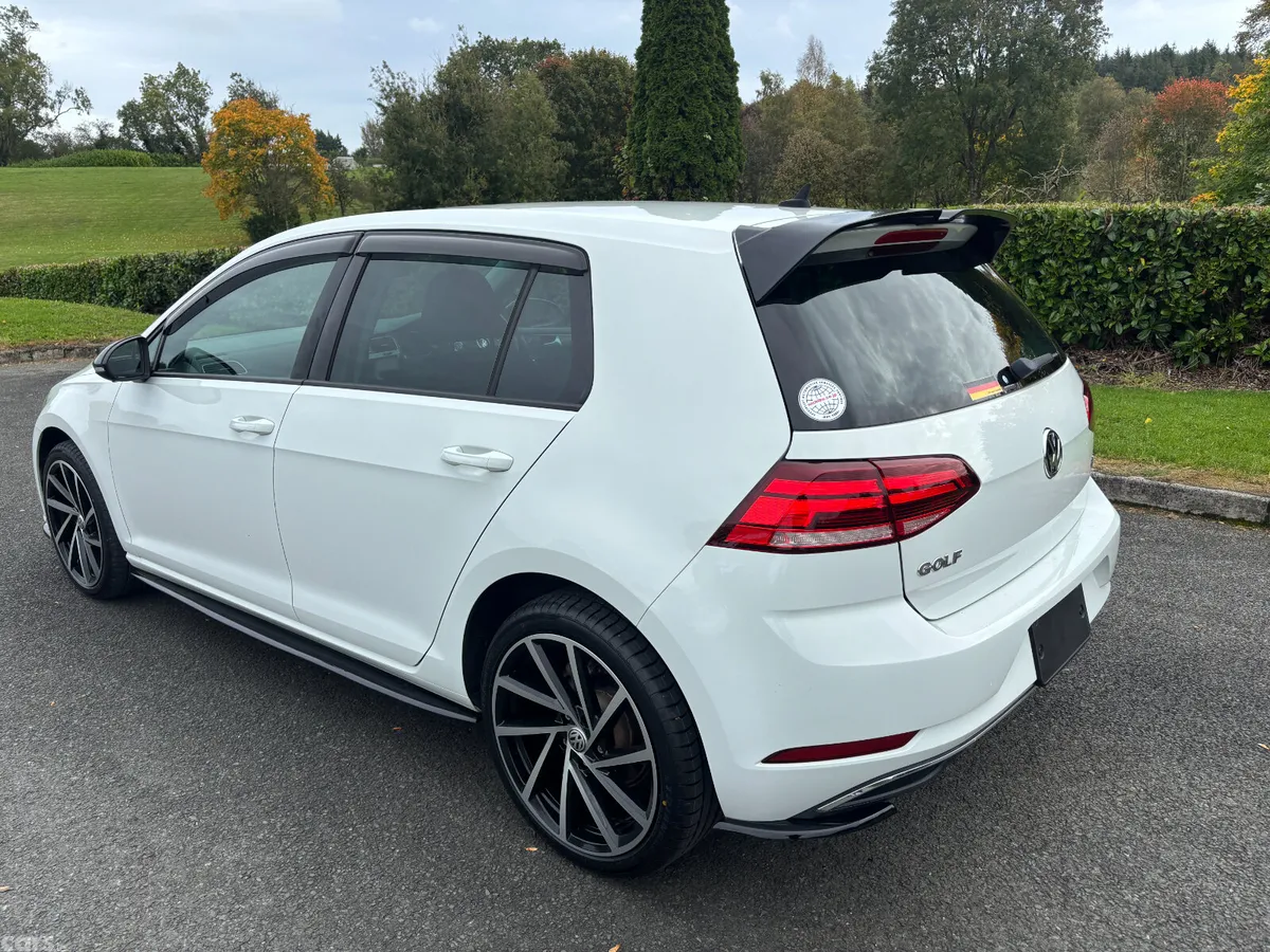 Volkswagen Golf Hatchback, Petrol, 2017, White