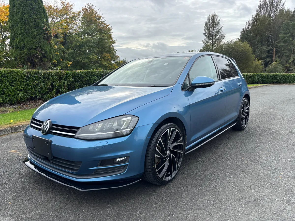 Volkswagen Golf Hatchback, Petrol, 2015, Blue