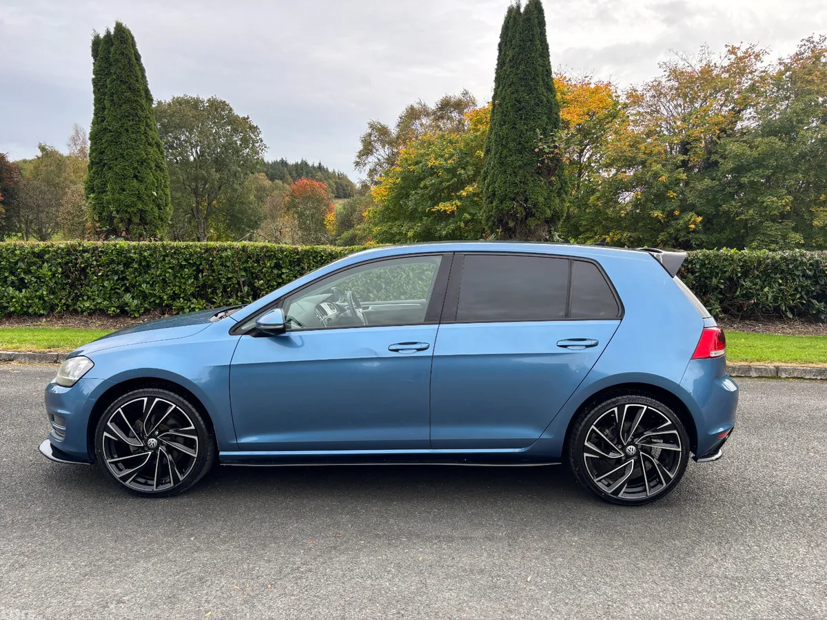 Volkswagen Golf Hatchback, Petrol, 2015, Blue