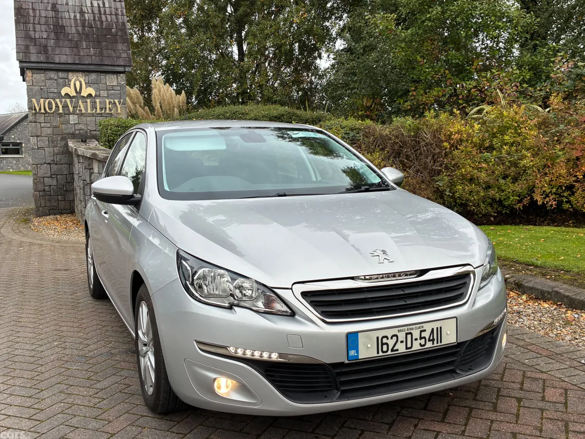 Peugeot 308 Hatchback, Petrol, 2016, Grey