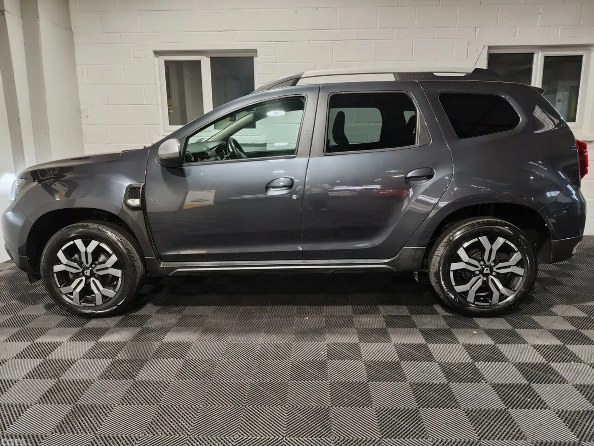 Dacia Duster SUV, Petrol, 2022, Grey