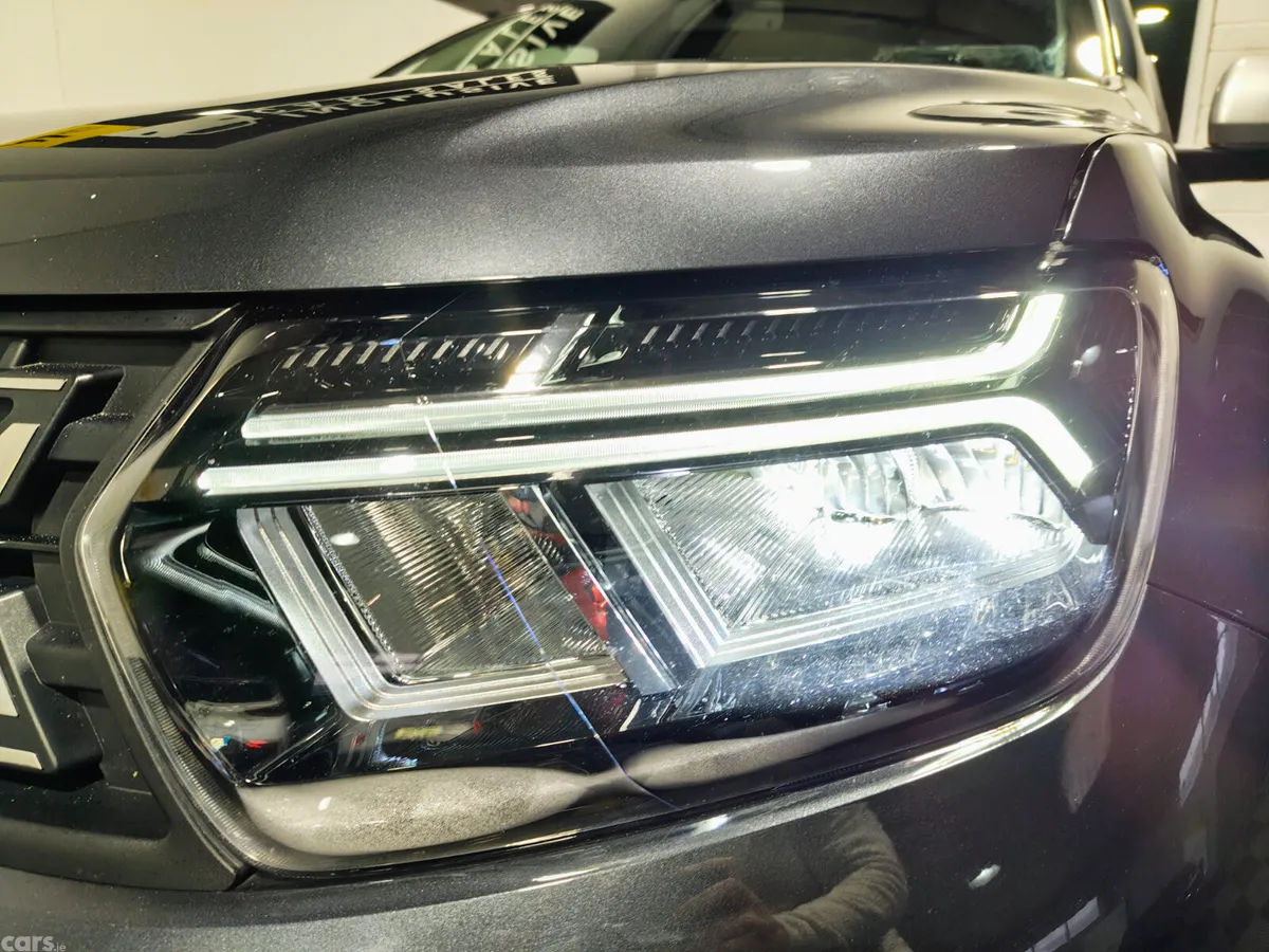 Dacia Duster SUV, Petrol, 2022, Grey