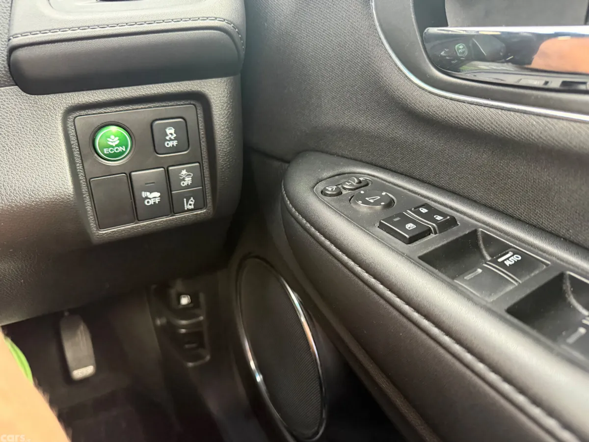 Honda Vezel MPV, Petrol Hybrid, 2019, Black