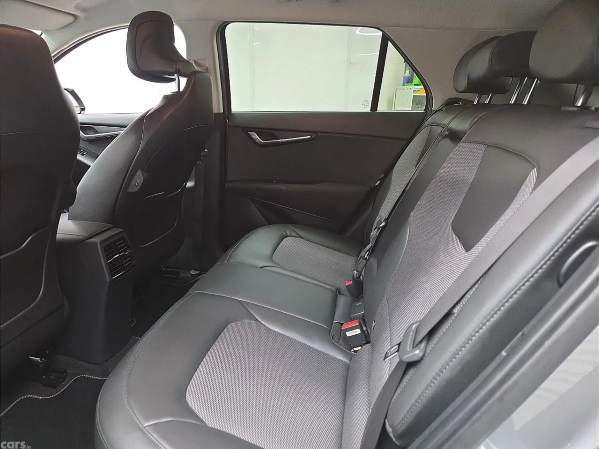 Kia Niro SUV, Electric, 2023, Grey