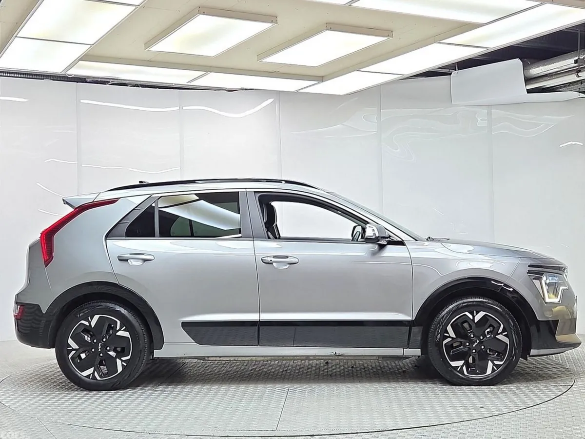 Kia Niro SUV, Electric, 2023, Grey