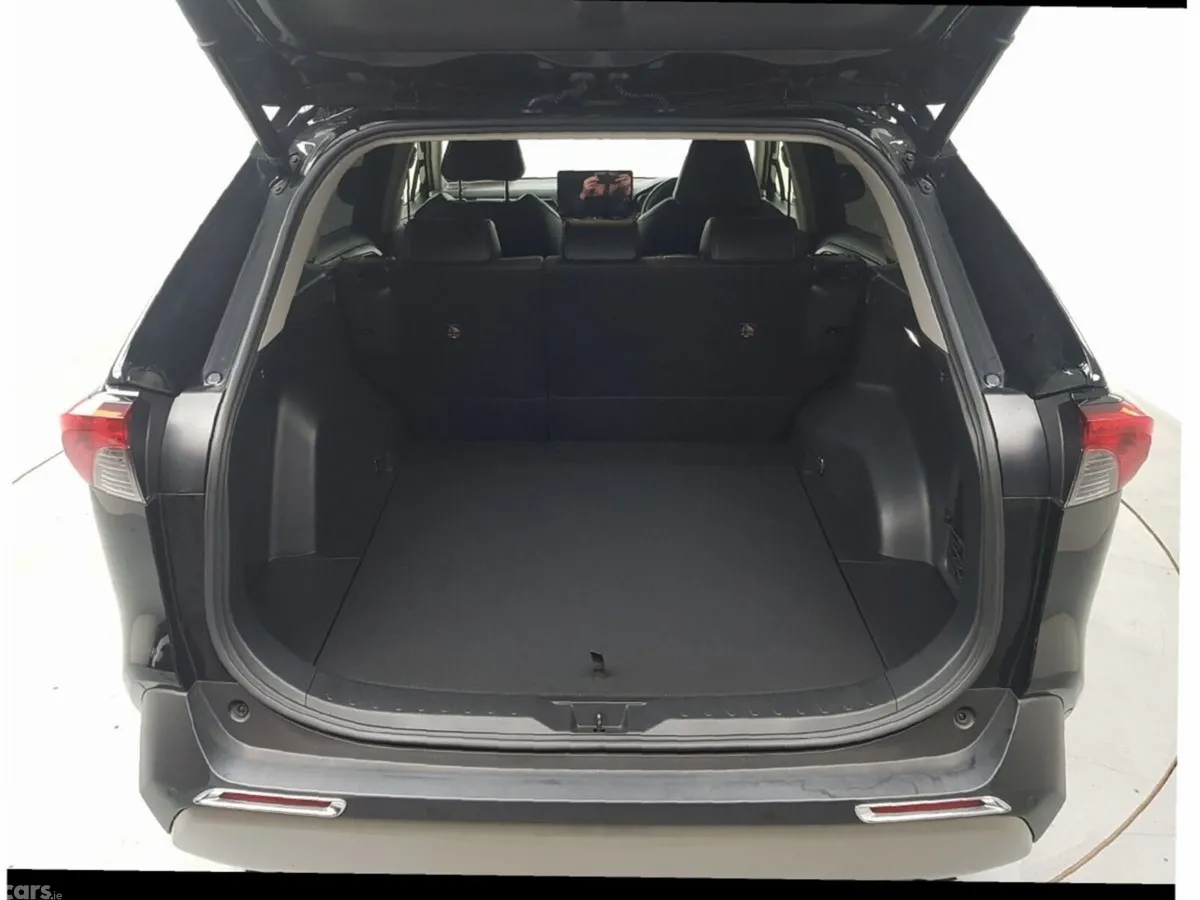 Toyota RAV4 SUV, Petrol Hybrid, 2023, Black