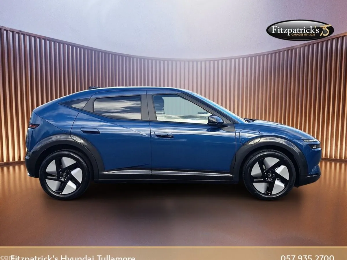 Hyundai IONIQ 3 MPV, Electric, 2027, Blue