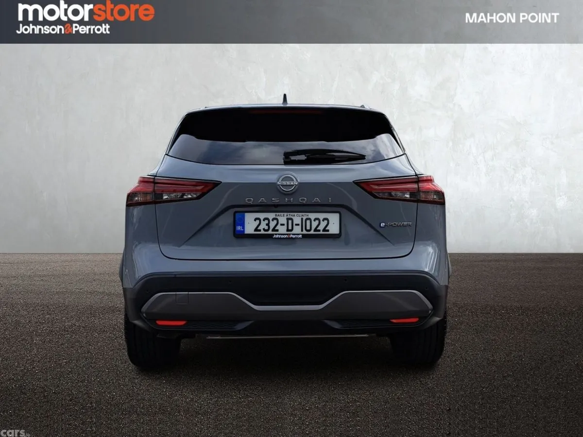 Nissan Qashqai MPV, Petrol Hybrid, 2023, Grey