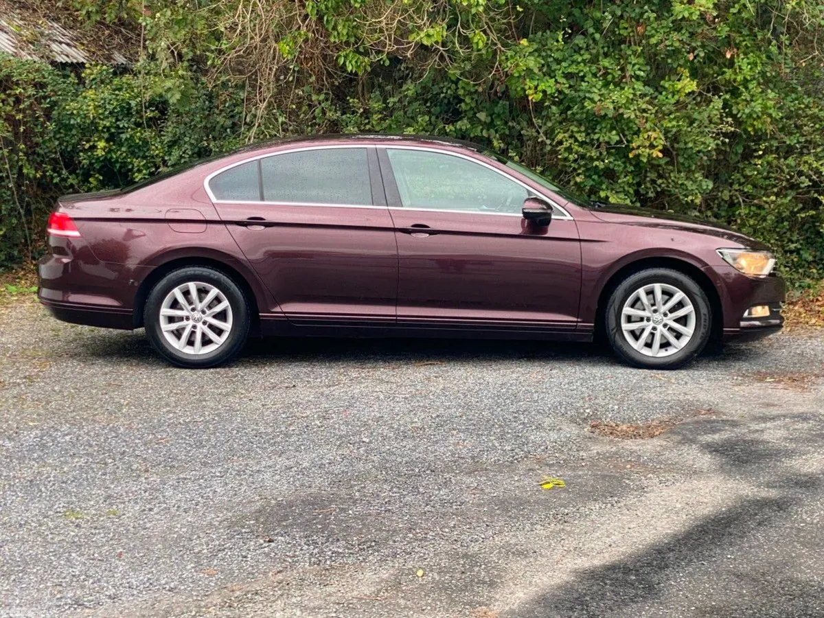 Volkswagen Passat Saloon, Diesel, 2016, Red