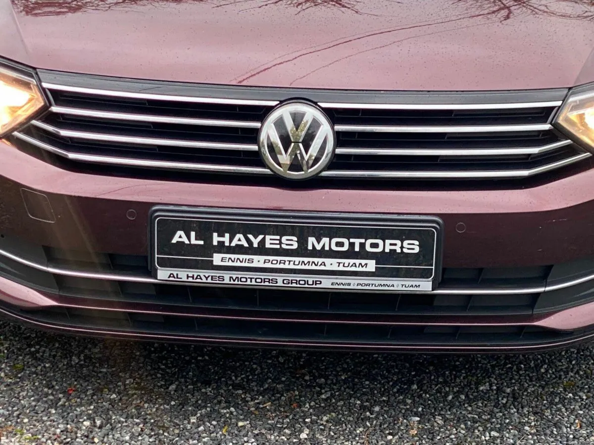 Volkswagen Passat Saloon, Diesel, 2016, Red