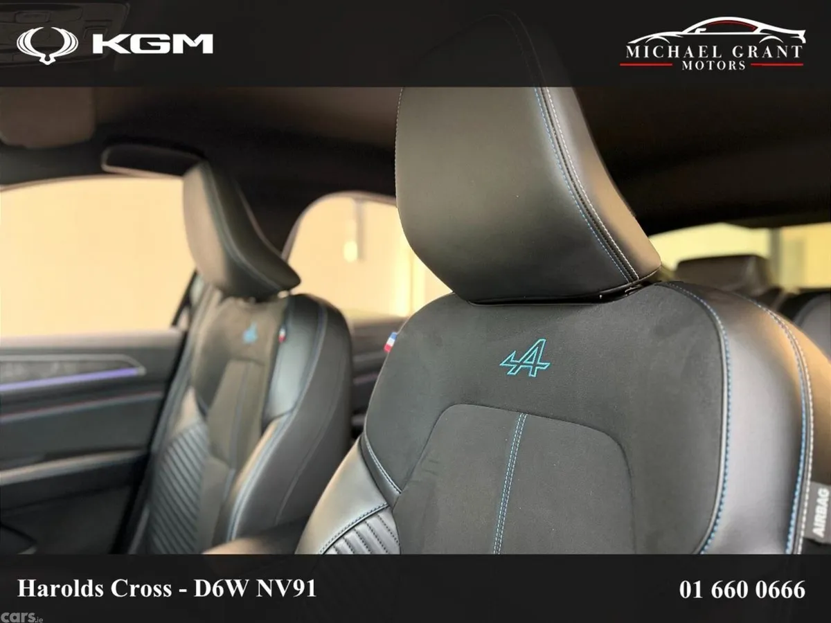 Renault Arkana Hatchback, Petrol Hybrid, 2025, Black